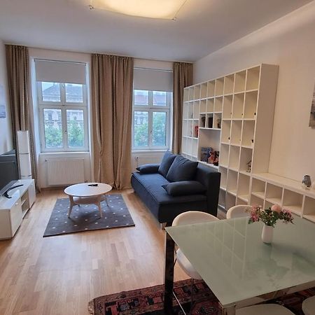 Sunny Apartment Next To Metro 1Br Βιέννη Εξωτερικό φωτογραφία